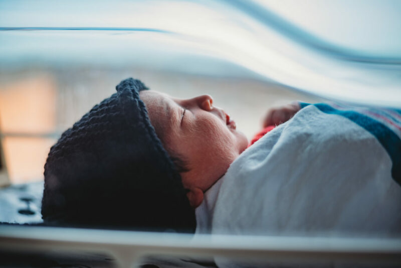 Newborn photograph in the hospital in Peterborough Ontario

